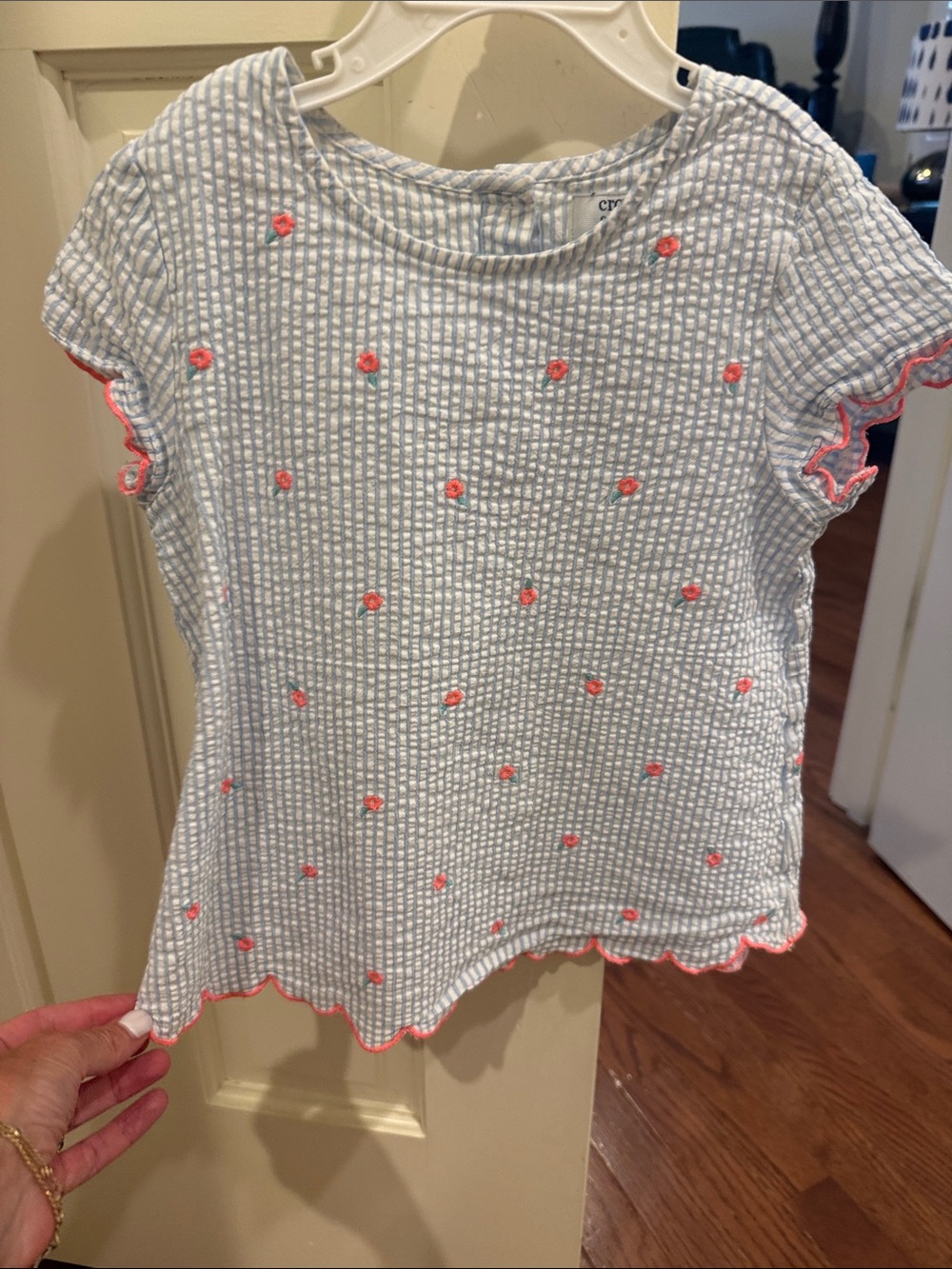 crown & ivy White Seersucker Tee with Pink Embroidered Dots